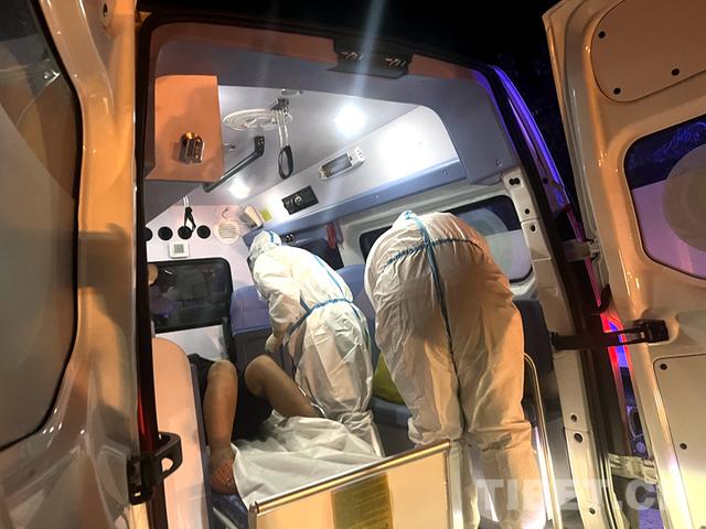 ���ֶ��� ��ҹ���ͨ�����ݡ�����������-2.jpg