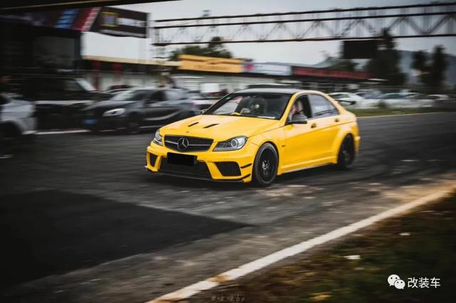 ������绻Ь����˹��Model 3P���Ĳ��˸����Ǿ�����̬-6.jpg