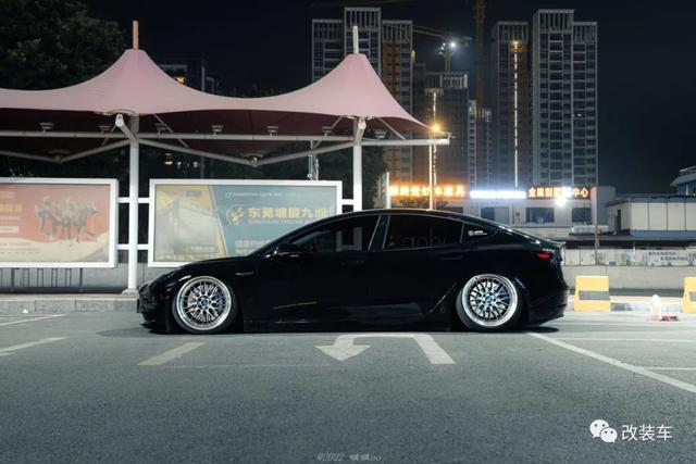 ������绻Ь����˹��Model 3P���Ĳ��˸����Ǿ�����̬-25.jpg