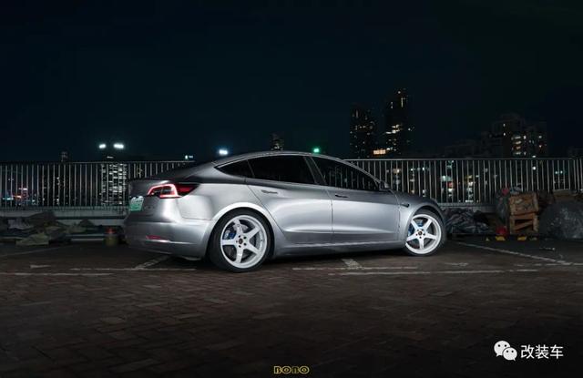 ������绻Ь����˹��Model 3P���Ĳ��˸����Ǿ�����̬-20.jpg