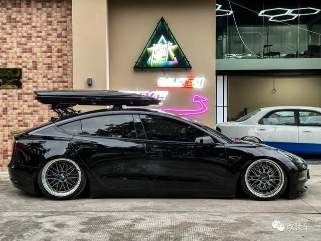 ������绻Ь����˹��Model 3P���Ĳ��˸����Ǿ�����̬-26.jpg