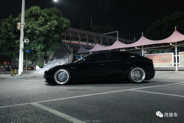 ������绻Ь����˹��Model 3P���Ĳ��˸����Ǿ�����̬-31.jpg