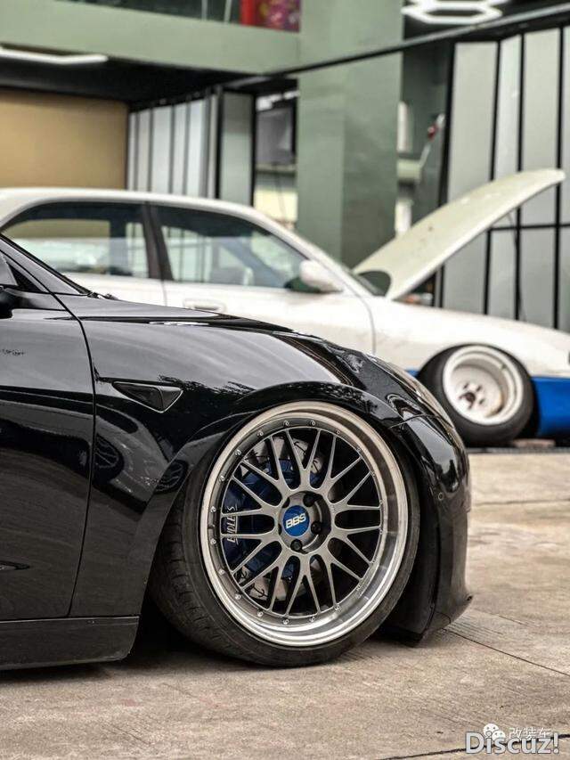 ������绻Ь����˹��Model 3P���Ĳ��˸����Ǿ�����̬-28.jpg