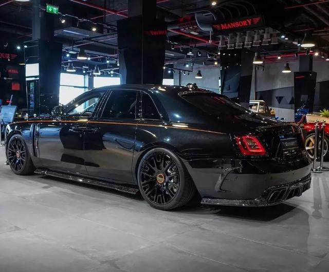 �����ݻ���MANSORY��װ��˹��˹��˼��-2.jpg