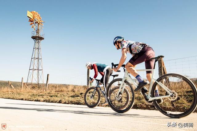 ��ý���� 2022��������19����ʯ���г�-10.jpg