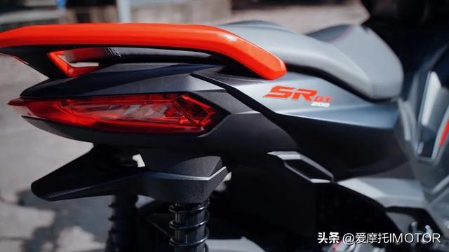 һ̨������ҵ��̤�壬��������SR GT 200����-7.jpg