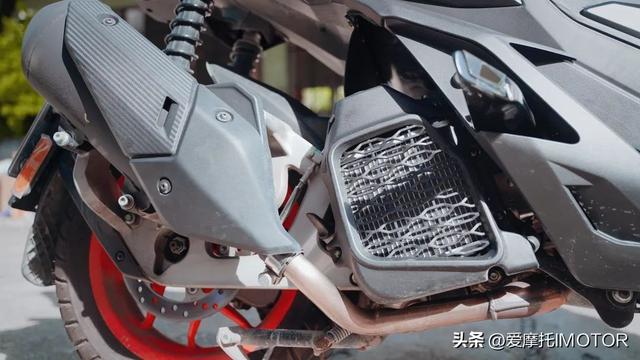 һ̨������ҵ��̤�壬��������SR GT 200����-16.jpg