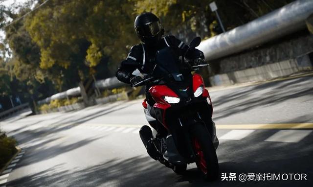 һ̨������ҵ��̤�壬��������SR GT 200����-28.jpg