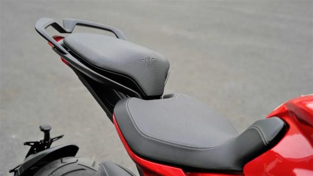 MV Agusta Turismo Veloce 800�Լݣ����׵�ʱ����-16.jpg
