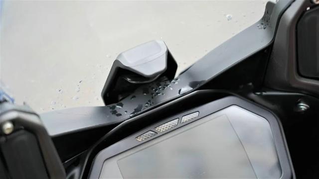 MV Agusta Turismo Veloce 800�Լݣ����׵�ʱ����-10.jpg