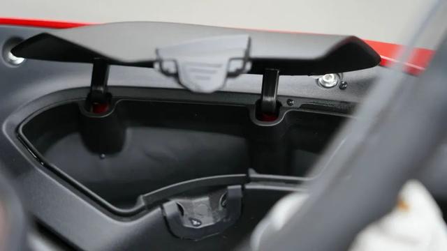 MV Agusta Turismo Veloce 800�Լݣ����׵�ʱ����-25.jpg