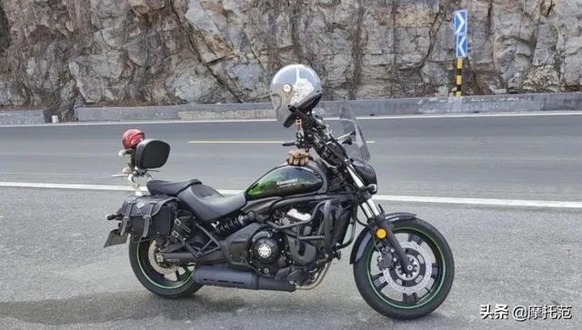 ������ͷ��~ ����С�����ʻһ�����и�-5.jpg