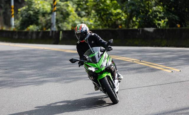 Kawasaki Ninja 400���������ڷ����Ĳ���֮ѡ�����Ǵ����Լ����飡-16.jpg