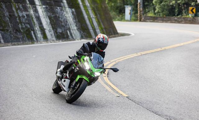 Kawasaki Ninja 400���������ڷ����Ĳ���֮ѡ�����Ǵ����Լ����飡-15.jpg