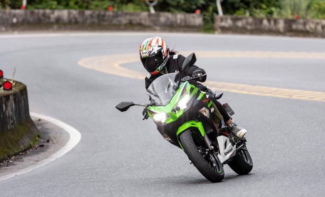 Kawasaki Ninja 400���������ڷ����Ĳ���֮ѡ�����Ǵ����Լ����飡-14.jpg