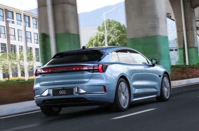 ��������Ҳ��ôţ�����001��Ȼ��ʤ��˹��Model 3��ε��ET5��-7.jpg