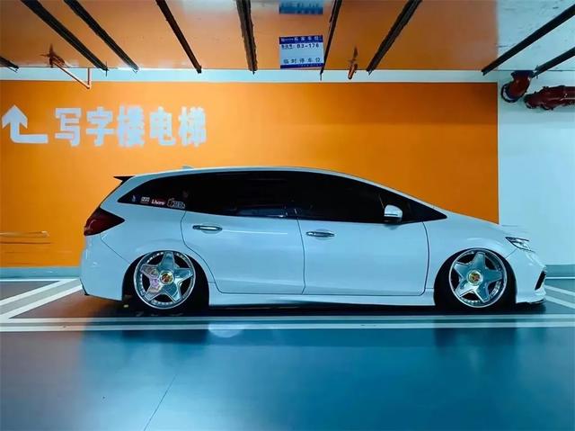 ����ʮ�����װ˼�� ���ɽܵº������װ��������̬-10.jpg