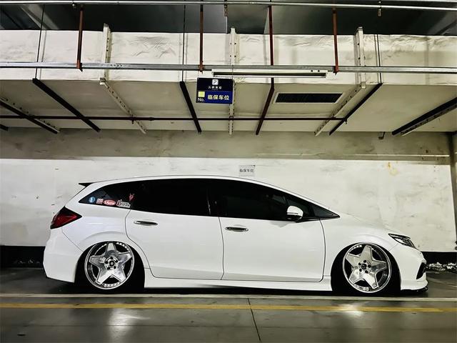 ����ʮ�����װ˼�� ���ɽܵº������װ��������̬-13.jpg