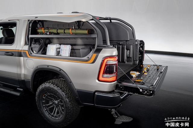 �����ޡ��Ƽ� �̵�SEMA��װչ����ЩƤ��-8.jpg