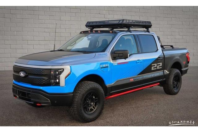 �����ޡ��Ƽ� �̵�SEMA��װչ����ЩƤ��-3.jpg