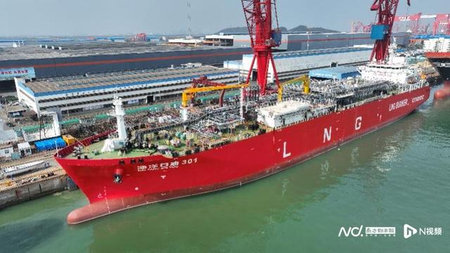 ȫ�����LNG�����ע���ڹ�����ɳ��ɸ�װ-2.jpg