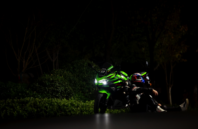 ��EOS R6�Ļ����������ٶ��뼤��-3.jpg