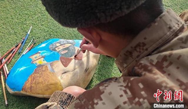 ���ذ������������Ӫ����滭�� �ֻ���������-6.jpg