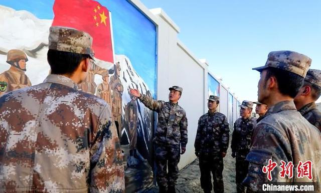 ���ذ������������Ӫ����滭�� �ֻ���������-9.jpg