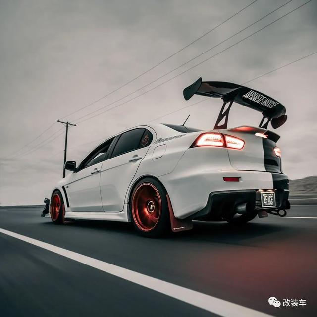 һ����ֻ��LANCER EVOLUTION�����ۣ������氮˭Ȱ��û��-5.jpg