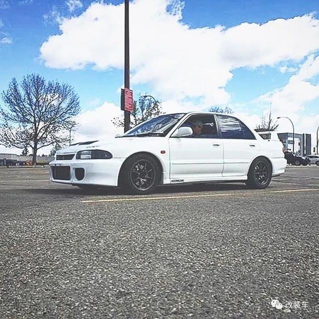 һ����ֻ��LANCER EVOLUTION�����ۣ������氮˭Ȱ��û��-12.jpg