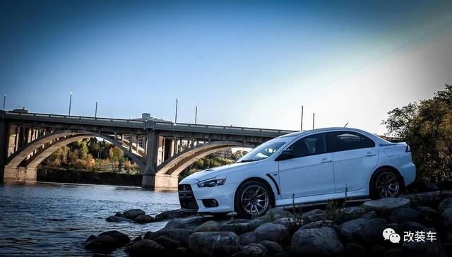 һ����ֻ��LANCER EVOLUTION�����ۣ������氮˭Ȱ��û��-26.jpg