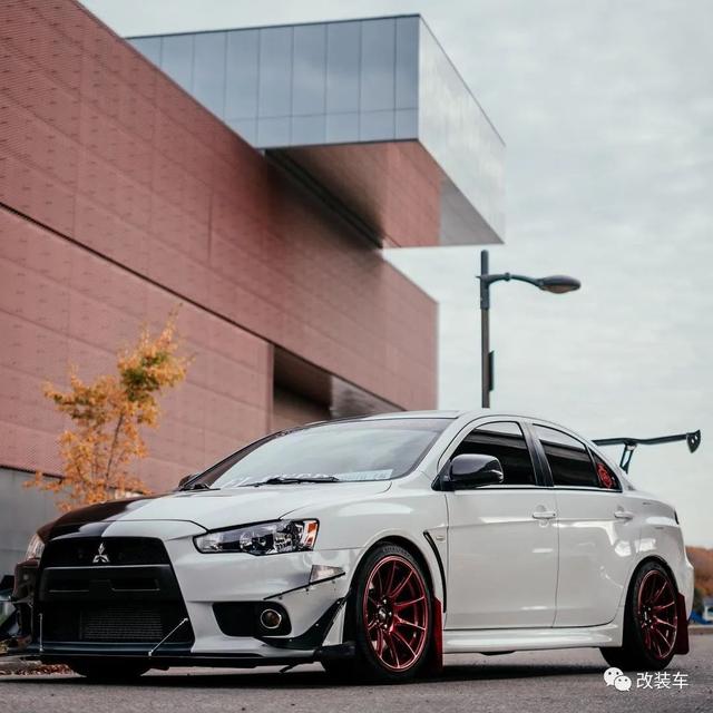 һ����ֻ��LANCER EVOLUTION�����ۣ������氮˭Ȱ��û��-46.jpg