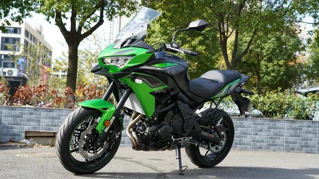 ����8��Ľ������ó��ͣ�����Versys 650�¿�ʵ�ģ����Լ۱Ȼ���˭-1.jpg