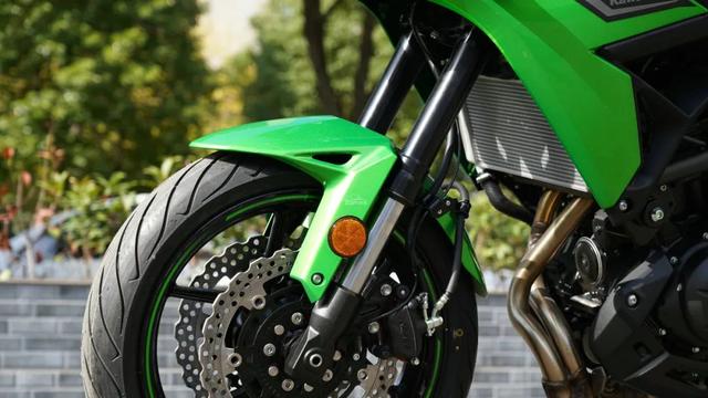 ����8��Ľ������ó��ͣ�����Versys 650�¿�ʵ�ģ����Լ۱Ȼ���˭-16.jpg