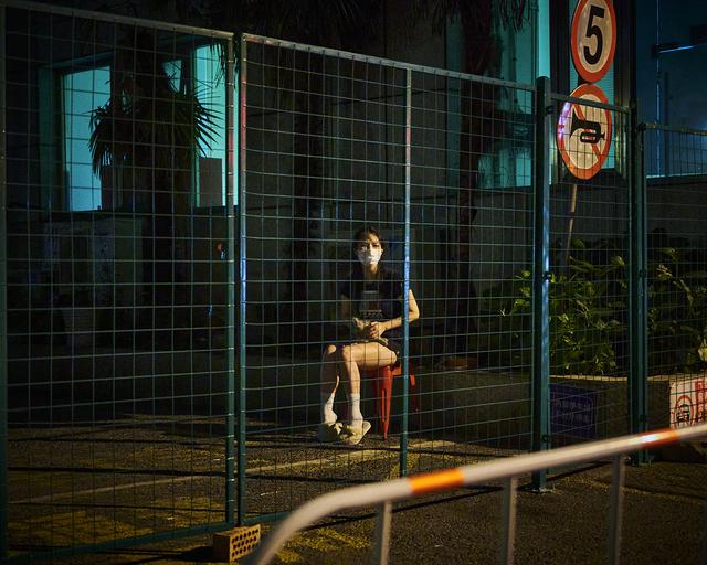 2022摄影日记｜我看见人的坚持和不得不适应环境的改变-8.jpg