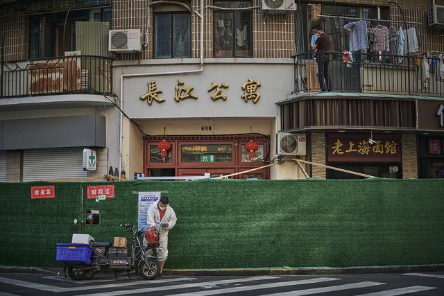2022摄影日记｜我看见人的坚持和不得不适应环境的改变-18.jpg