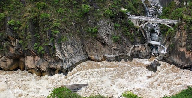 滇藏天路，云海山川大河-3.jpg