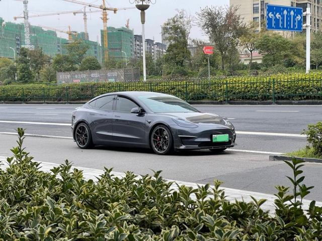 有了奥迪S4再买特斯拉Model 3 提车两年改装总结-6.jpg