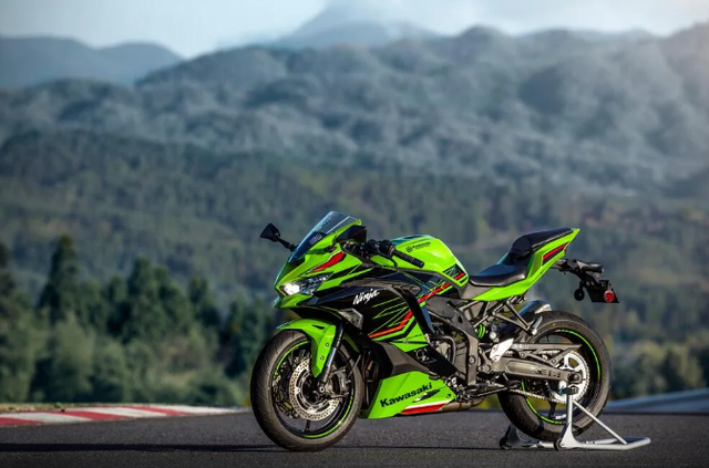 ĸ£鷢ȫ³ZX-4R-4.jpg