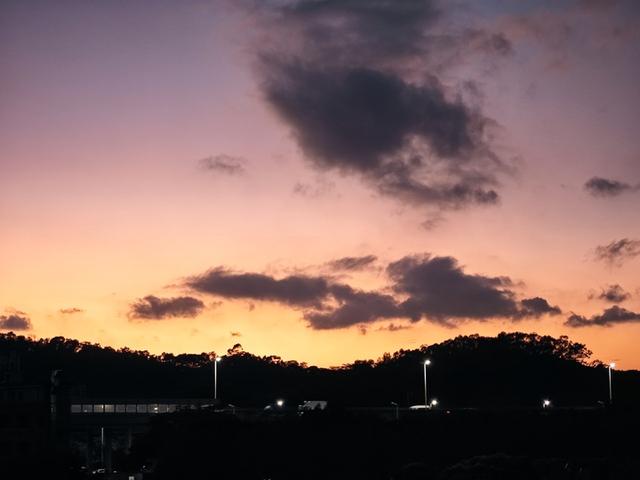 С�� 13 Pro �׷����飺һӢ���ף��մɻ����������׷� MIUI 14-15.jpg