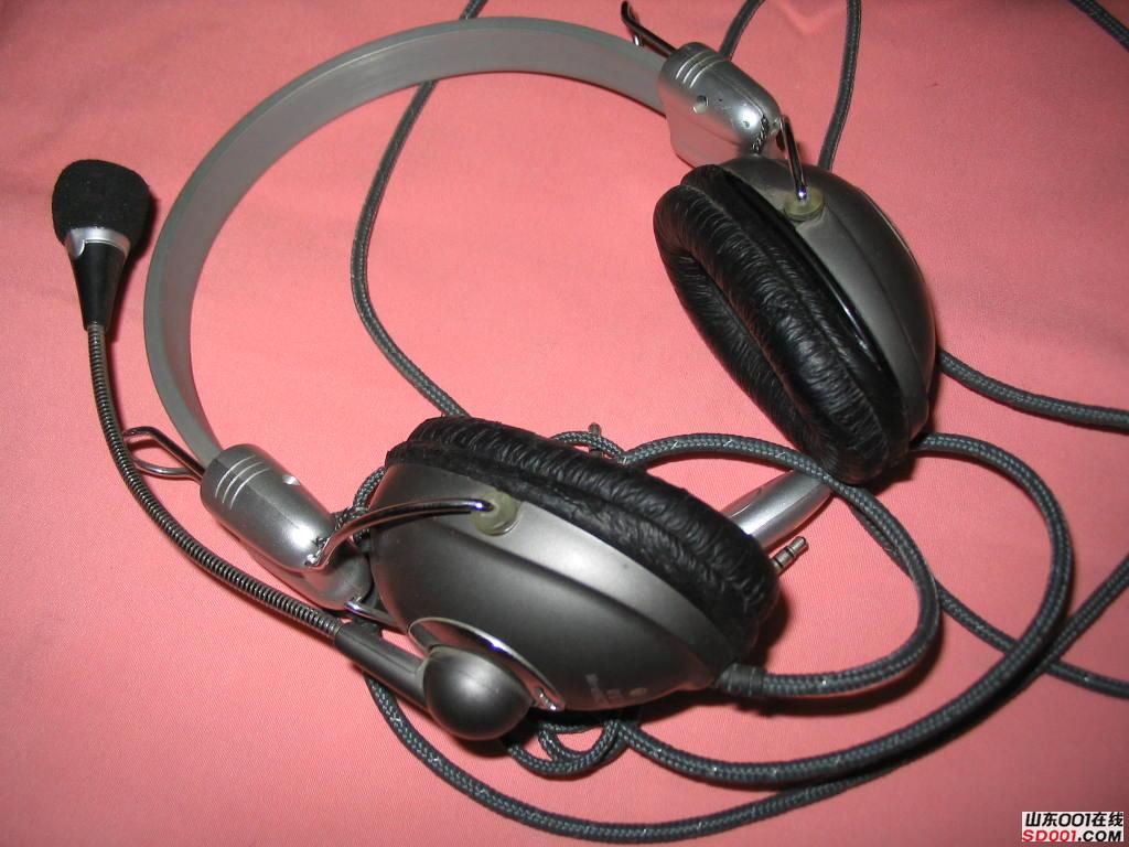 出个2米玩具熊,超大!另:耳麦 网卡 代金券 移动