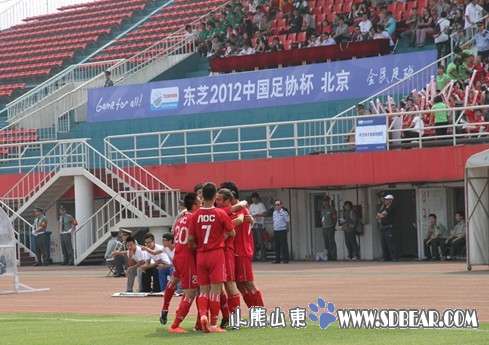 aoc持续赞助北理工足球队推动校园体育壮大发