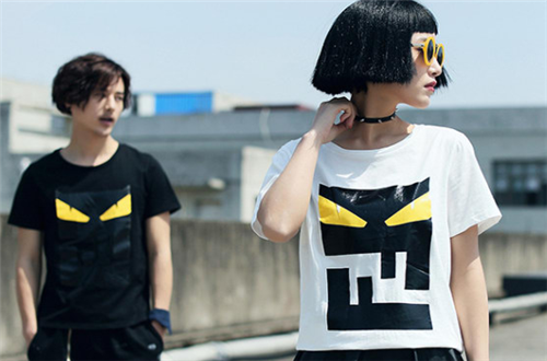 十二星座心中的爱情标配 男人爱你的13个表现