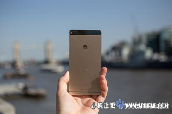 外媒 CNET :全金属机身、相机惊艳的华为P8大