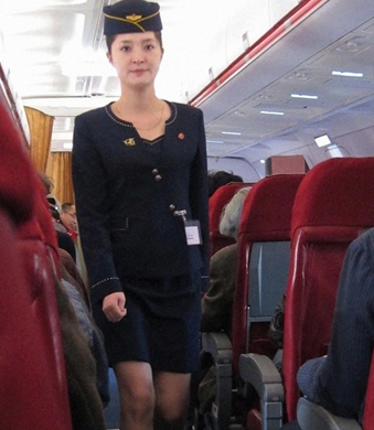 朝鲜空姐制服<em>改短</em> 朝鲜牡丹峰乐团超短裙亮相