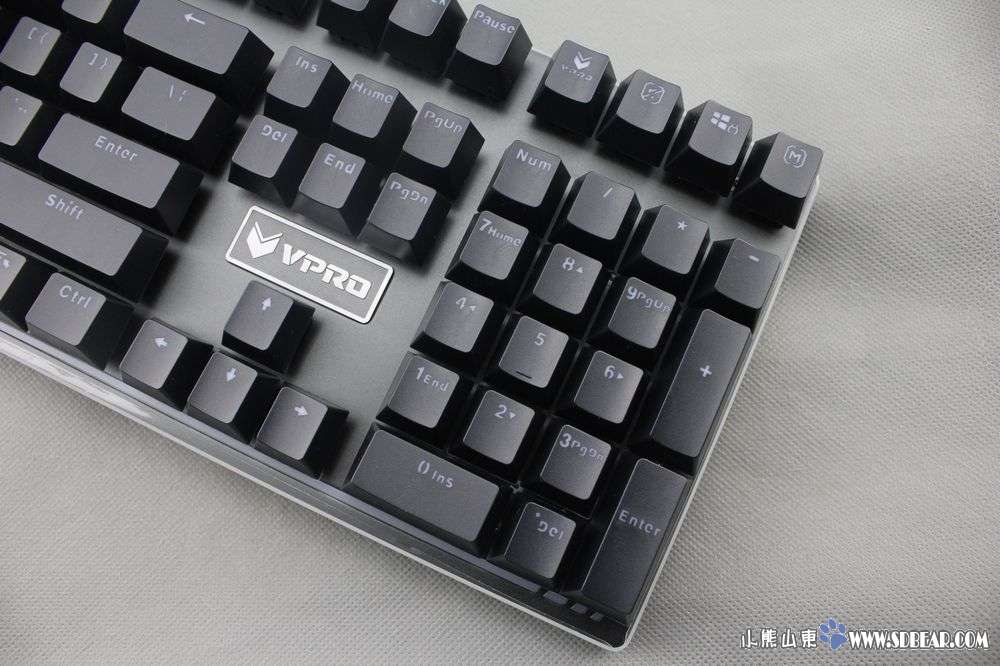 玩转电竞 随心而变 雷柏V720 RGB机械键盘评测-济南-济南论坛-主机配件-新闻-键盘山东001在线